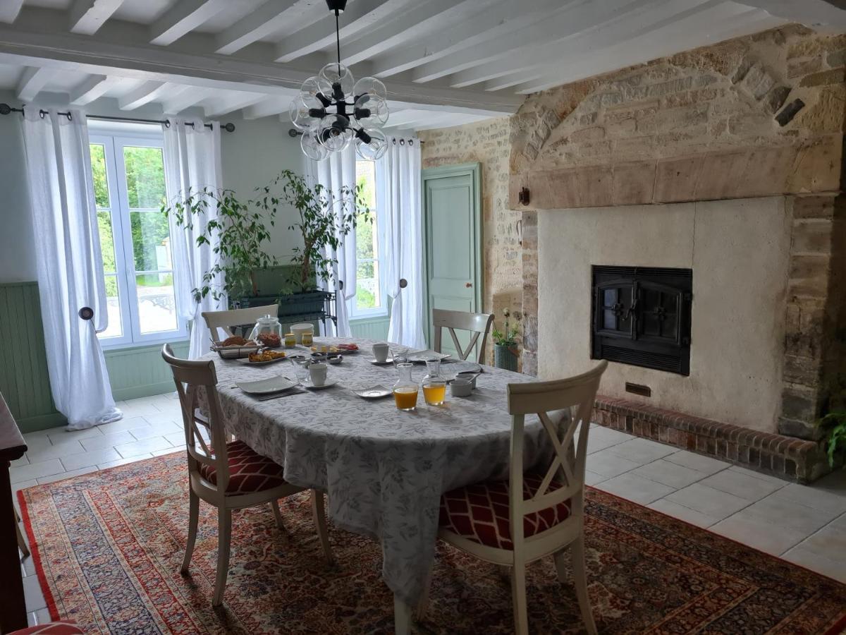 Domaine De La Cour Vautier Bed & Breakfast Mandeville-en-Bessin Ngoại thất bức ảnh