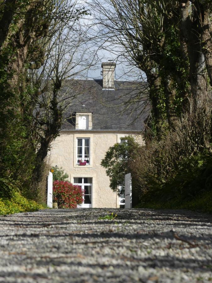 Domaine De La Cour Vautier Bed & Breakfast Mandeville-en-Bessin Ngoại thất bức ảnh